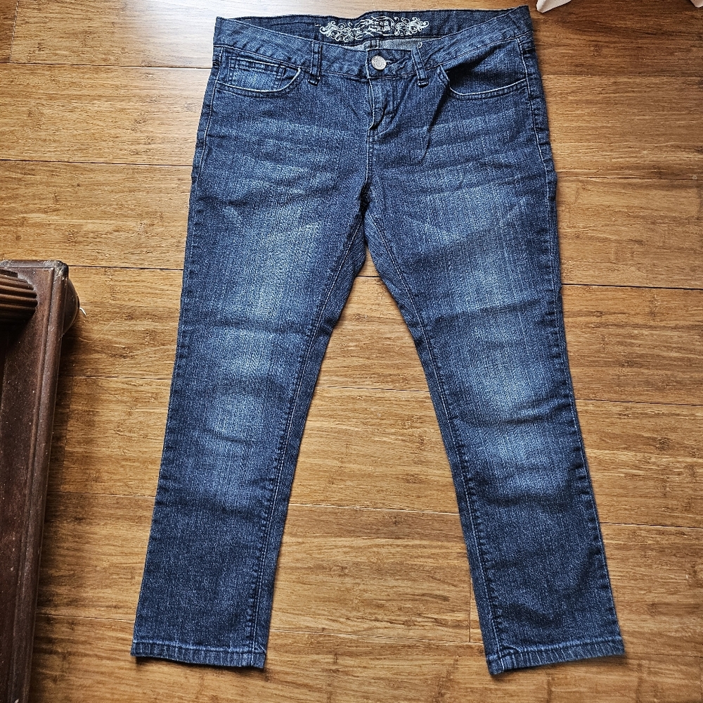Express Capris